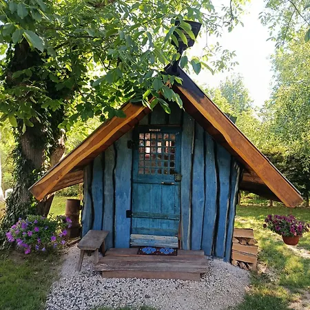Bakonyi Tuendoeklo Jurta Luxe tent